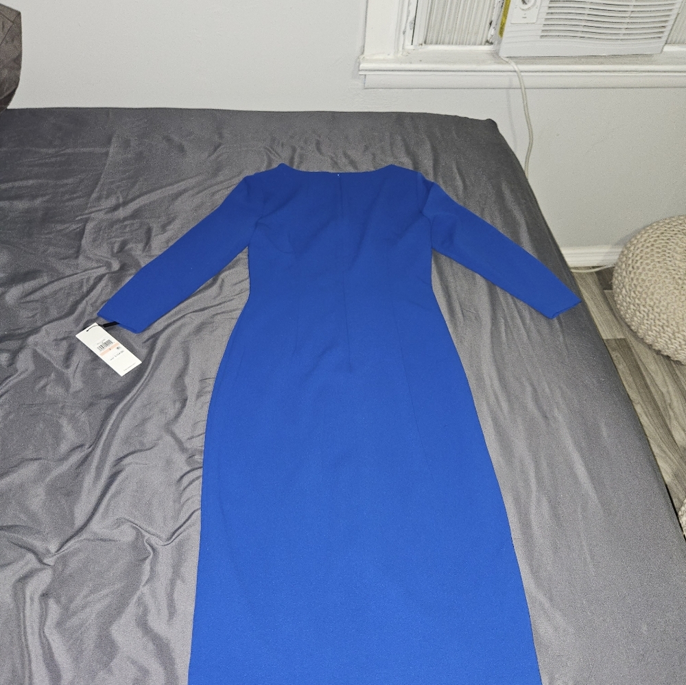 Dress - Picture 2 of 3